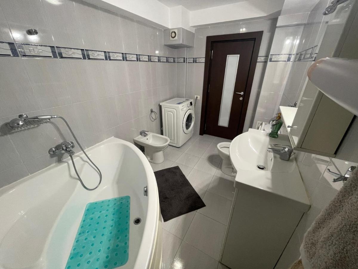Ferienwohnung Delize Rent Mamaia Exterior foto