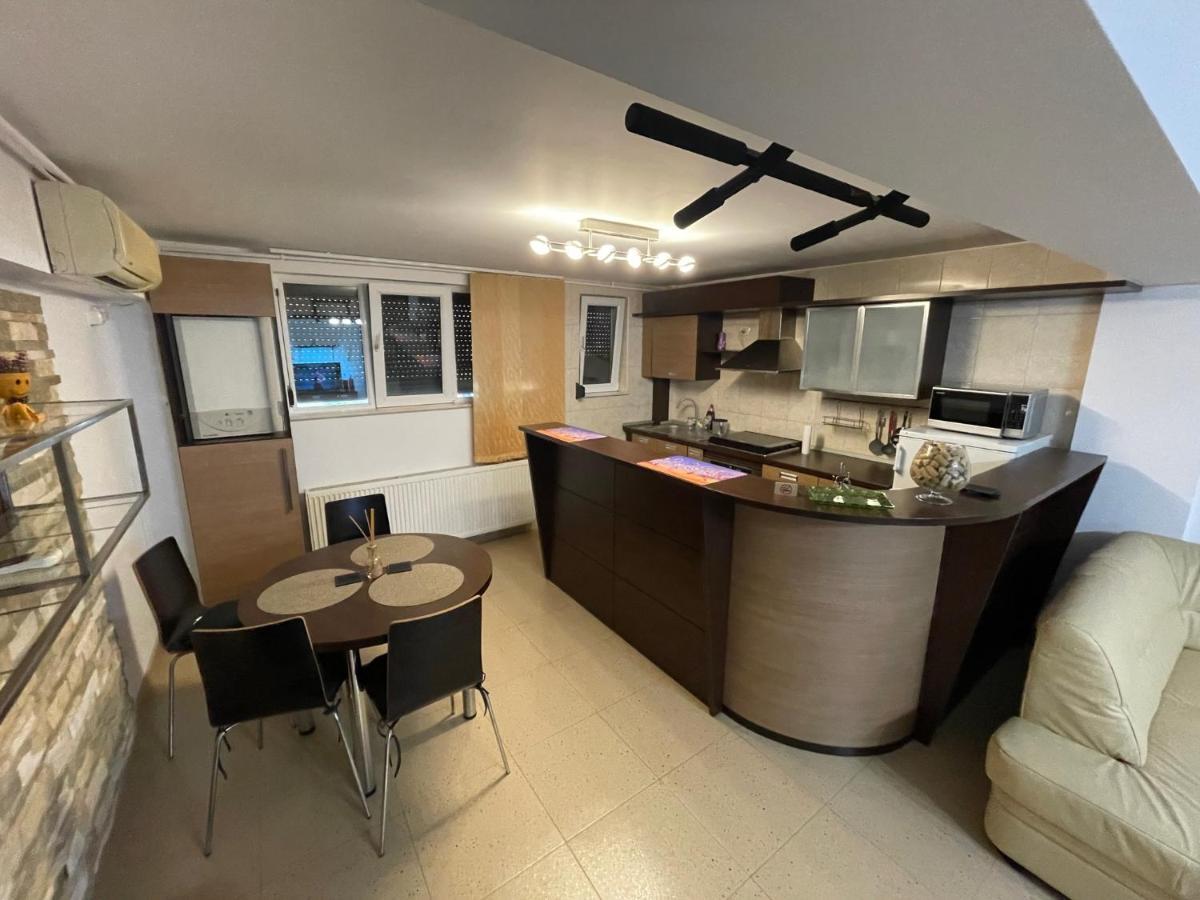 Ferienwohnung Delize Rent Mamaia Exterior foto